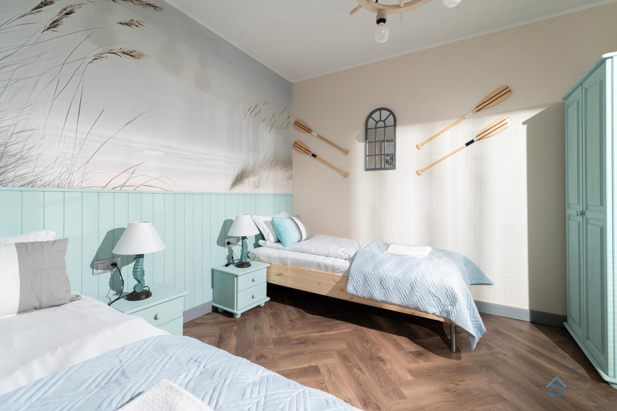 Two Bedroom 3city With Balcony In By Renters Apartment Gdansk